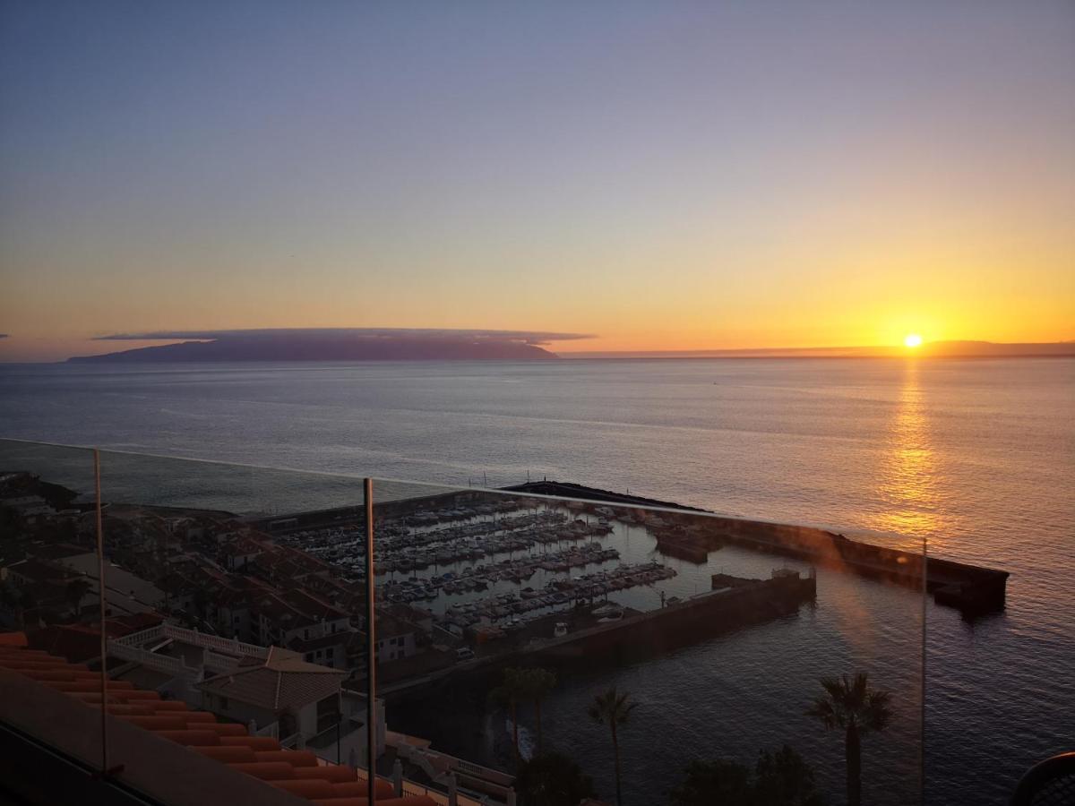 Magnificent Apt. With Sea View, Cliff & Marina Santiago del Teide Zewnętrze zdjęcie